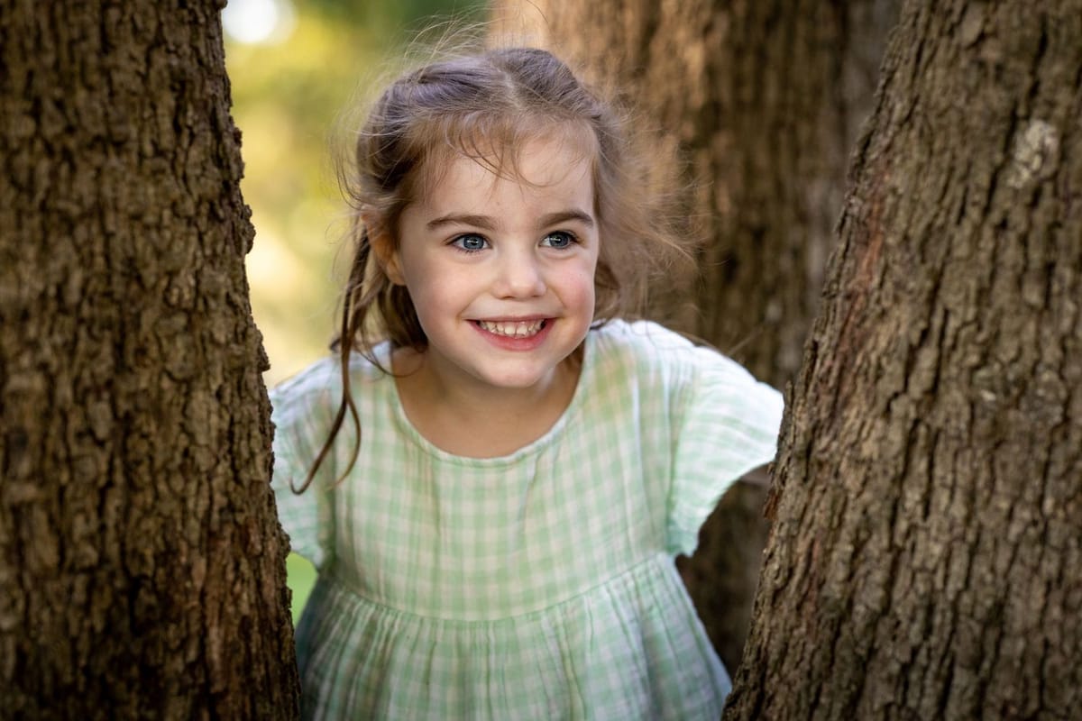 Child gingham portraits — photographed at Tench Reserve, Nepean River