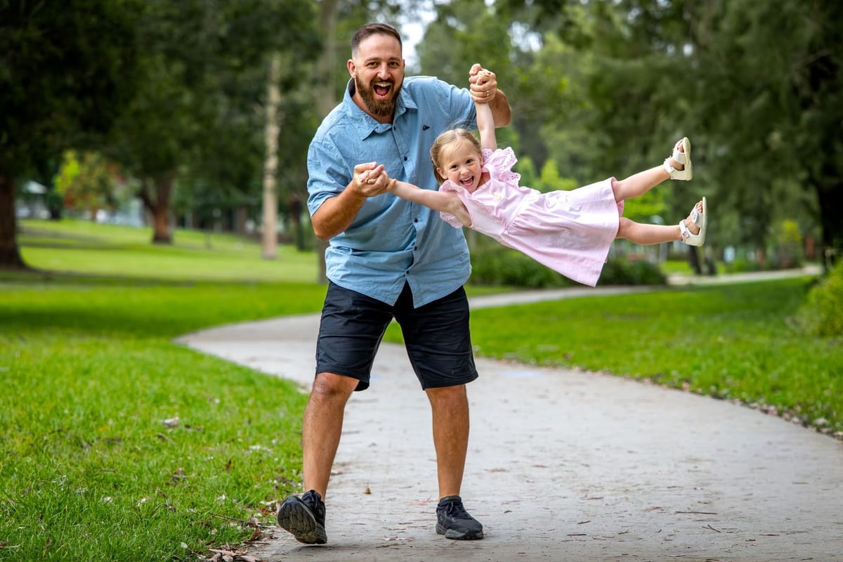 Father daughter play — photographed at Tench Reserve, Nepean River